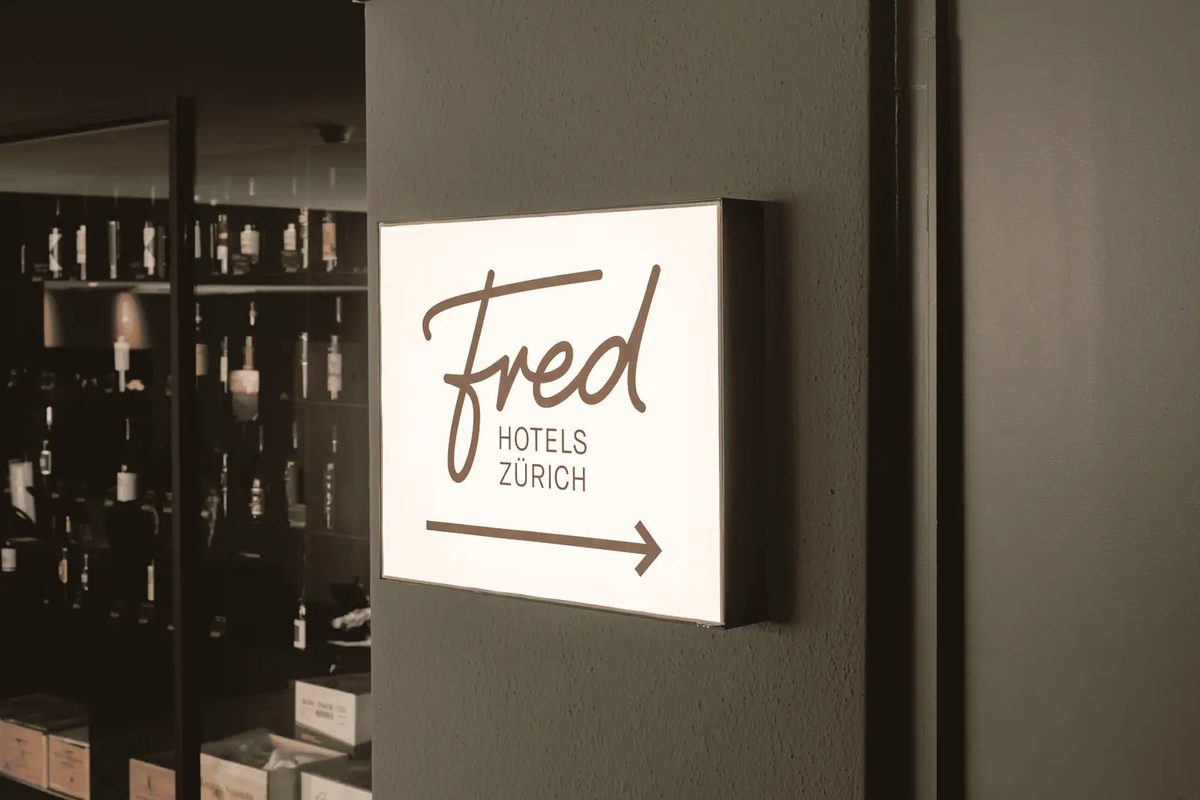 Transformer l'hôtellerie zurichoise : le succès numérique du groupe Fred Tschanz avec LIKE MAGIC